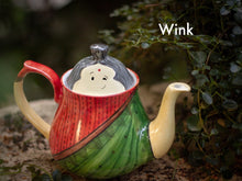 Load image into Gallery viewer, Hansa Aunty // Aunteapot