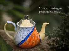 Load image into Gallery viewer, Monisha Auntea // Aunteapot