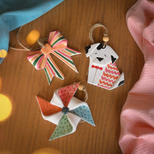Load image into Gallery viewer, Christmas Ornaments (Sets of 3)