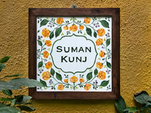 Load image into Gallery viewer, Marigold // The Floral Collection