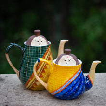 Load image into Gallery viewer, Mandira Auntea // Aunteapot